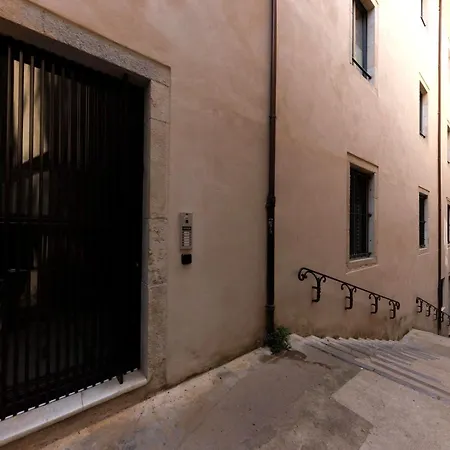 Apartman Bravissimo Vivaldi 2a, Monthly